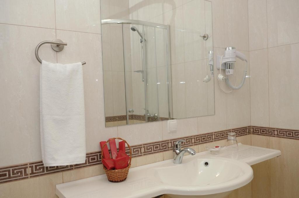 Melrose Hotel Rivne Pokoj fotografie